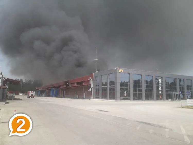 ΕΚΤΑΚΤΟ – Φλέγεται εταιρεία του «αμυντικού πυλώνα» της χώρας – Εκκενώνονται οικισμοί!